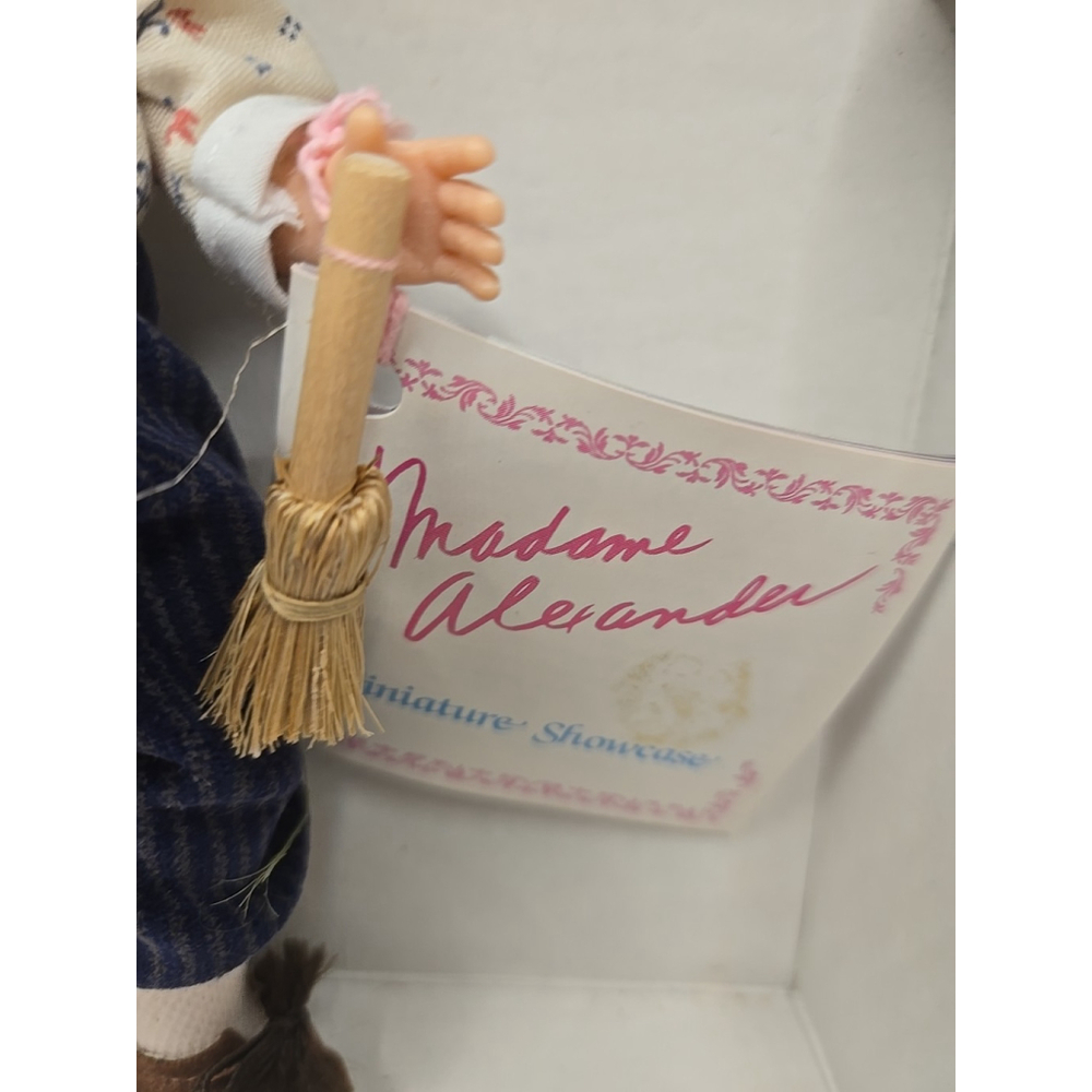 Madame Alexander Vintage 8" Doll Tom Sawyer #491 * New in Box w/Stand - Picture 5 of 8